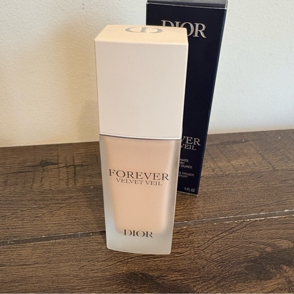 Dior Forever Velvet Veil Primer - Soft Cream - Picture 2 of 4